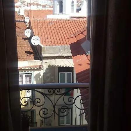 Alfama Center *