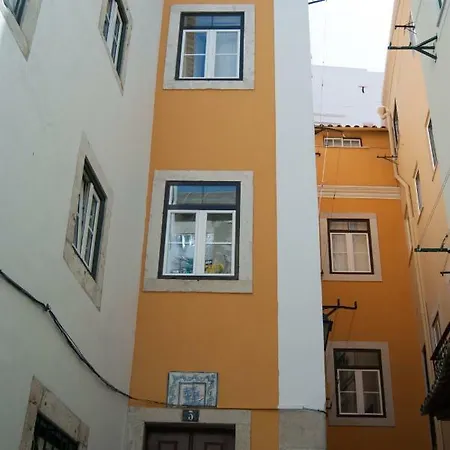 Alfama Center דירה *